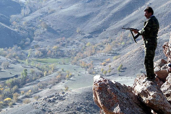 Koruculardan güvenlik güçlerine destek