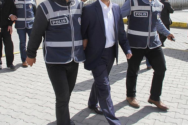 Sivas merkezli 'PDY' operasyonunda 25 gözaltı