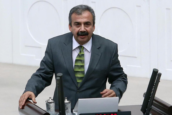 Sırrı Süreyya Önder: CHP, darmadağınık olacak!