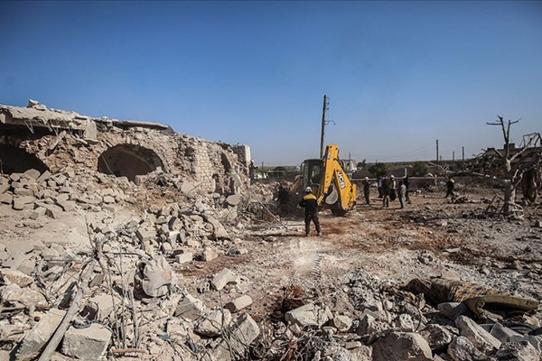 Rusya'nın İdlib'e saldırılarında 2 sivil hayatını kaybetti