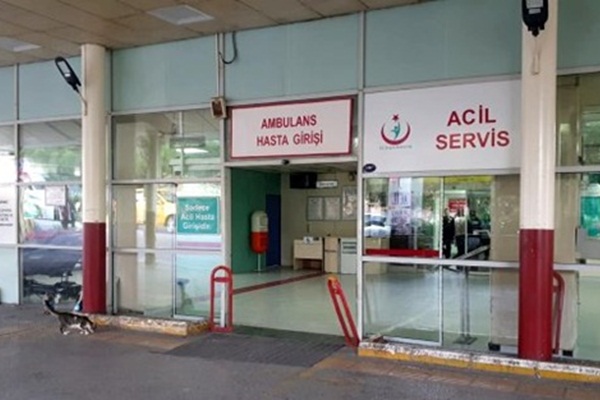 İzmir'de 4 arkadaşın tartışması kanlı bitti