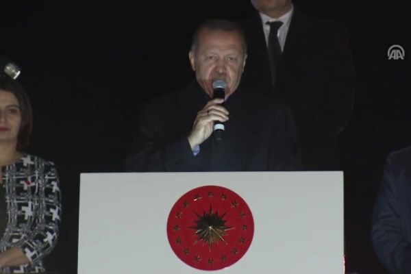Cumhurbaşkanı Erdoağan: YPG'ye verilen silahların yerini bulduk topluyoruz
