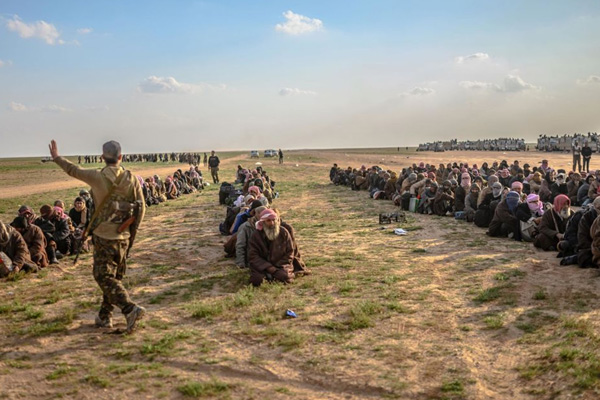 Almanya ilk kez yetişkin bir IŞİD'liyi kabul etti