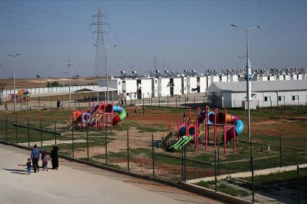 Türkiye'nin Suriyelilere misafirperverliğinin göstergesi: Sarıçam Geçici Barınma Merkezi