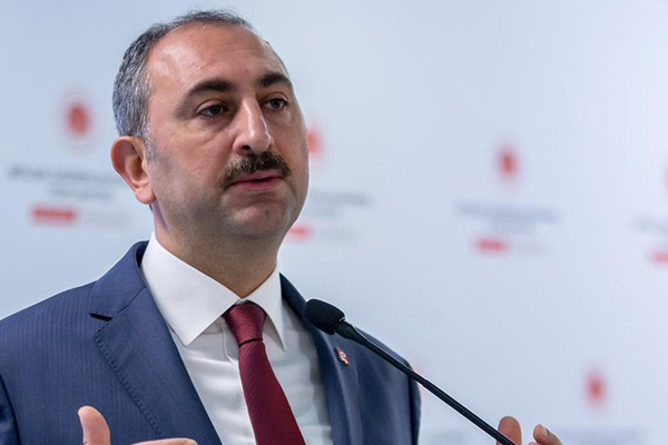 'Hükümlü yaşlı, hamile ve çocukların cezalarını evde çekmesi planlanıyor'