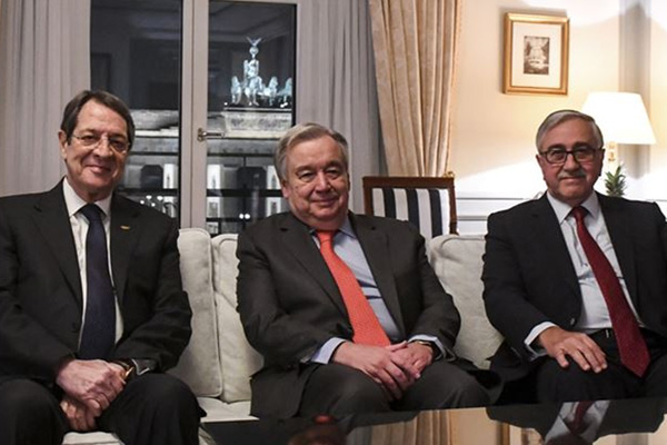 Berlin'de gayriresmi Kıbrıs görüşmesi