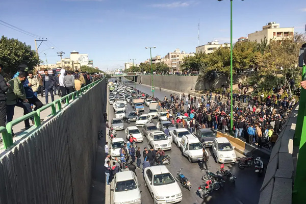 İran: Gözaltına alınanlar işsizler ve dar gelirliler