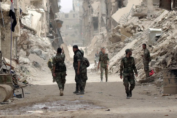 İran, Suriye'de 30 bin konut inşa edecek