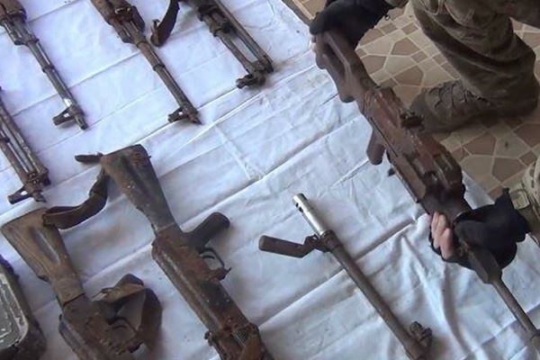 Rusya'da mafya operasyonu: Cephanelik ele geçirildi