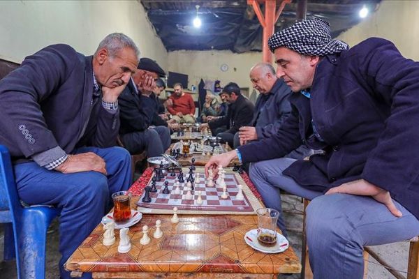 Satranç tutkusu asırlardır kuşaktan kuşağa aktarılıyor