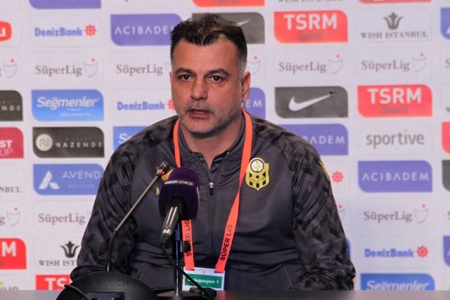 Murat Şahin: '2-1'lik mağlubiyetten maçı çevirip uzatmalarda gol yemek bizi üzdü'