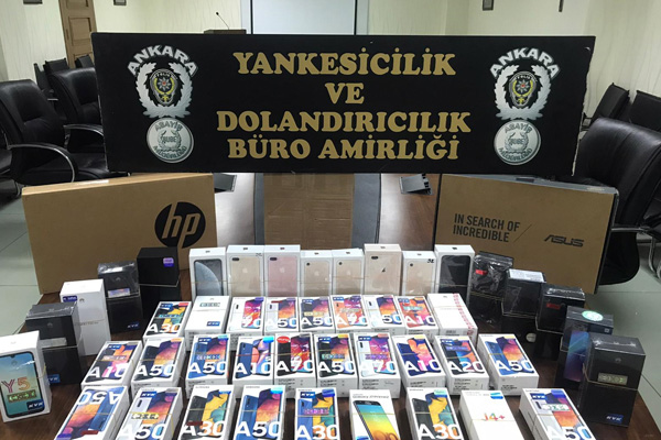 E-devlet logosuyla vatandaşları dolandırıyorlardı: Operasyonla çökertildi