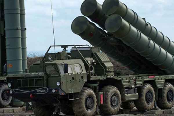 Hindistan S-400'ler için Türkiye'yi bekliyor