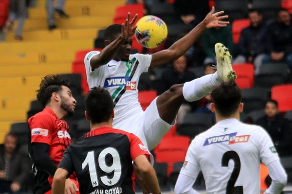 Denizlispor deplasmanda 3 puanı aldı