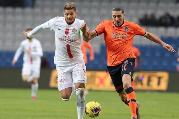 Medipol Başakşehir kazanmaya devam ediyor