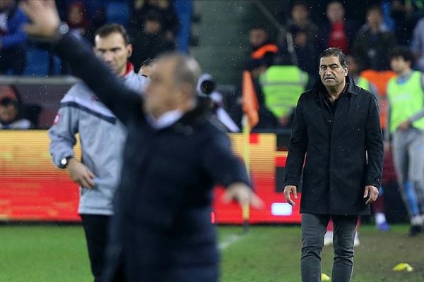 'Son dakikada yediğimiz gol bizi üzdü'