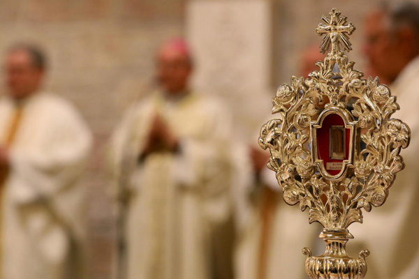 Hz İsa'nın beşiğinin parçası bin 400 yıl sonra Beytüllahim'de