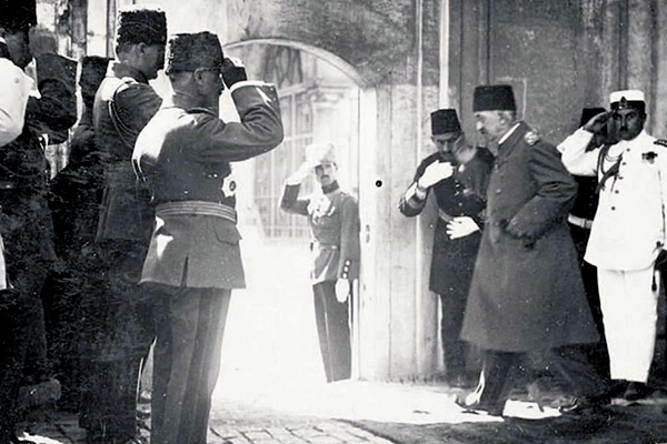 Sultan Vahdettin'in imzaları: Yalan mı, gerçek mi?