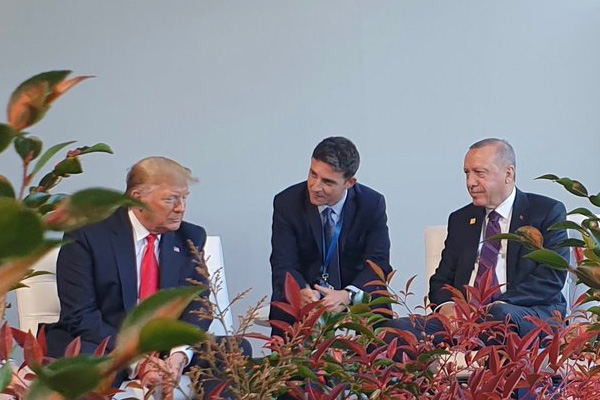 Erdoğan, Trump'la bir araya geldi: 'Türkiye oldukça iyi iş çıkarıyor'