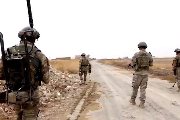 Barış Pınarı Harekat bölgesinde patlayıcı temizliği sürüyor