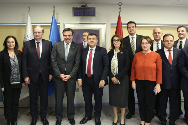 'AB'ye Türkiye'den daha fazla katkıda bulunacak bir ülke yok'