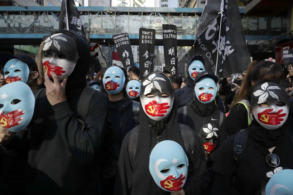 Hong Kong'da Doğu Türkistan protestodu