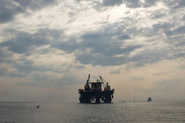 Yunan gemisi Lübnan açıklarında arama yaptı