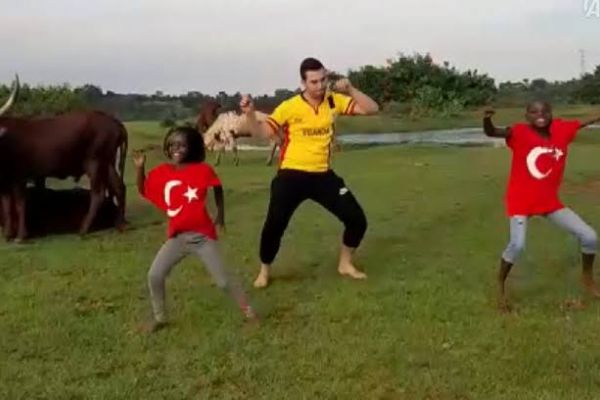 Afrikalı yetim ve öksüz çocuklardan oluşan dans grubu Türkiye'ye geliyor