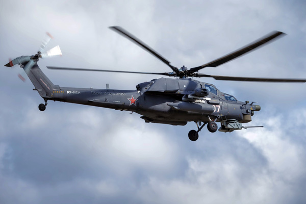 Rusya'da askeri helikopter düştü: Ölüler var