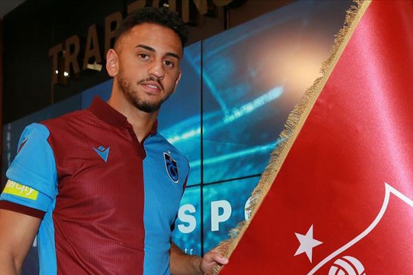 Trabzonsporlu futbolcu Ahmet Canbaz ameliyat edildi