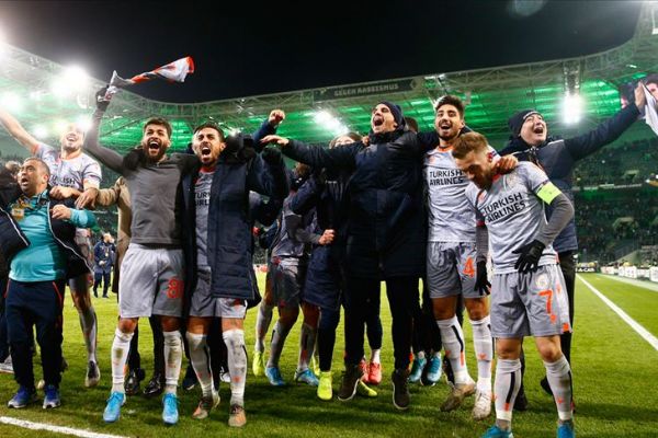 Başakşehir UEFA Avrupa Ligi'nde grubunda lider olarak tur atladı