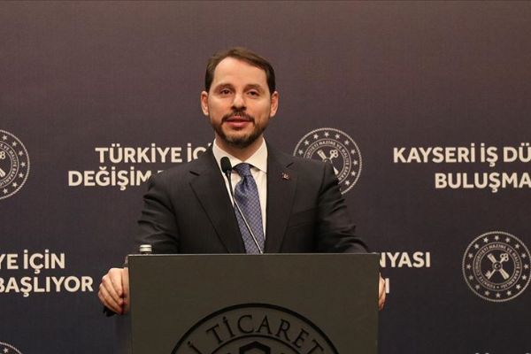 Bakan Albayrak: Tek haneli faizleri kamu bankalarımız piyasalarımıza başlatıyor