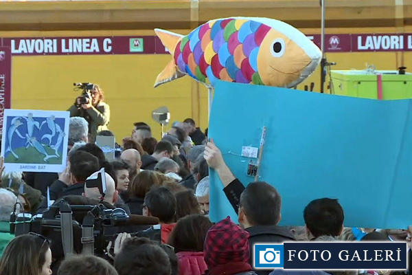 Sardalyalar'dan Roma'da büyük miting