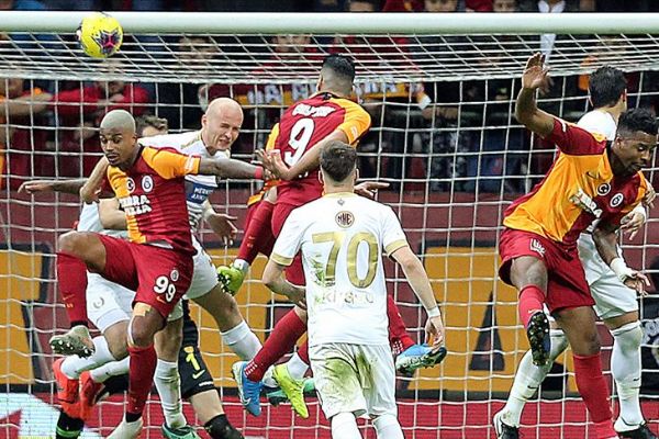 Galatasaray'a son dakika şoku