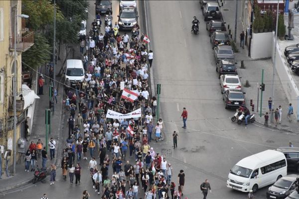 Lübnan'da güvenlik güçleriyle göstericiler arasında gerginlik