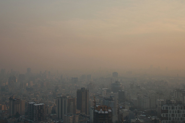 İran'da hava kirliliği: Yüzlerce kişi hastanelere başvurdu
