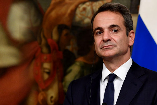 Miçotakis'tan sığınmacı açıklaması: Türkiye göndermemeli, Almanya daha fazla almalı