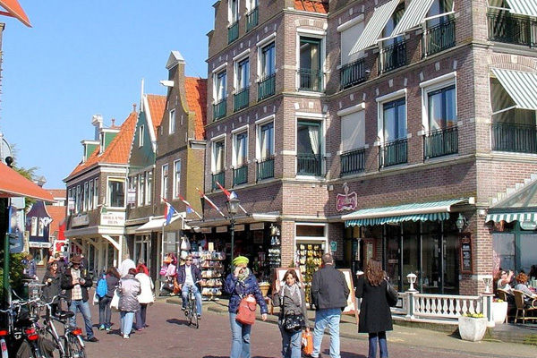 Hollanda'dan 'FETÖ üyelerine' oturma izni