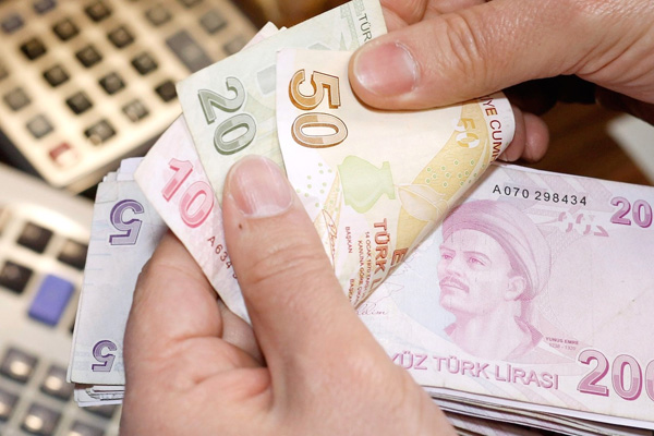 Merakla beklenen asgari ücret toplantısı bugün: Gözler TÜİK'in rakamlarında