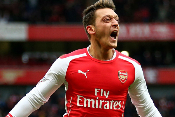 Çin Dışişleri Bakanlığı'ndan Mesut Özil'e sansür ve Doğu Türkistan daveti