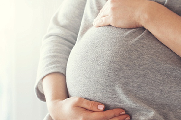 Doğuma 9 gün kala hamile olduğunu öğrendi