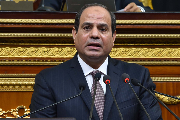 UMH'nin ''Hafter'' çağrısına Sisi'den yanıt