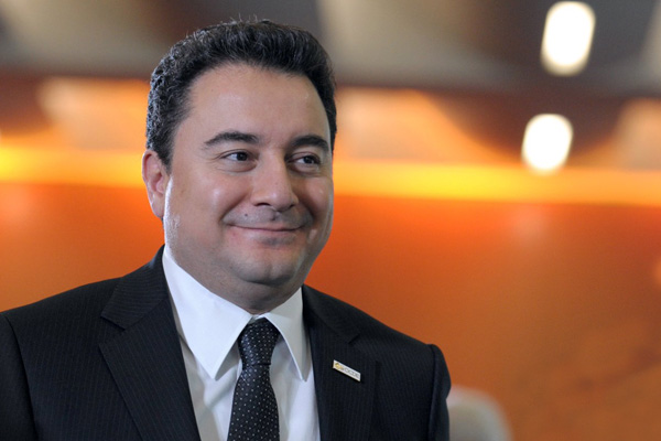''Ali Babacan yeni partiyi erteliyor''