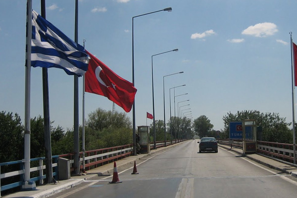 Yunanistan'dan misilleme: Türkiye'ye karşı silahlı İHA satın alıyor