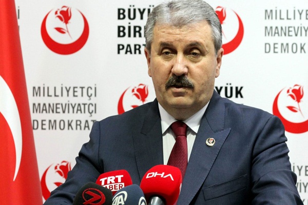 Destici’den İyi Partili Türkkan’a tepki