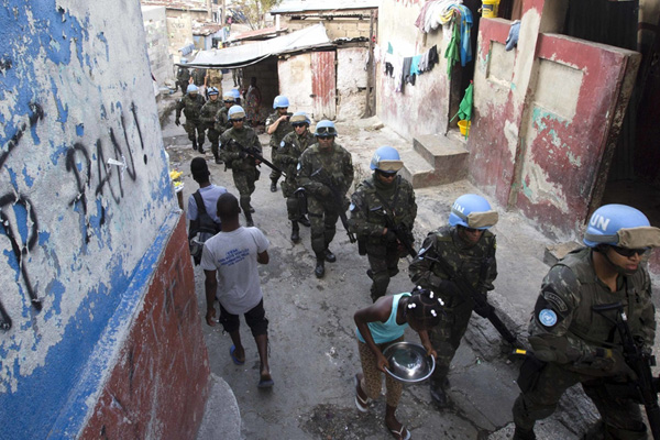 Haiti'deki BM Barış Gücü askerleri binlerce kadın ve kız çocuğuna tecavüz etti