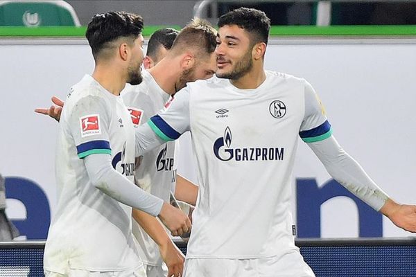 Ozan Kabak Schalke ile 3. golünü kaydetti