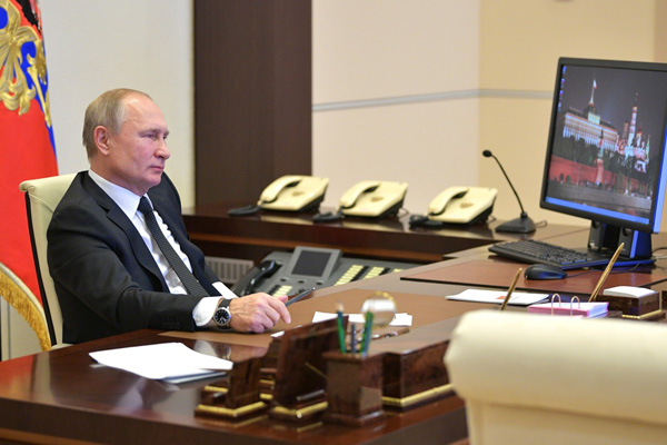 Putin'in hala Windows XP işletim sistemli bilgisayar kullanıyor