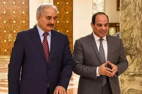 Middle East Monitor: Sisi, Hafter'e Trablus'a girmesi için çok  sayıda tank verecek