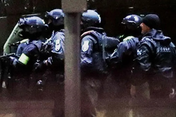 Rusya'nın beynine silahlı saldırı